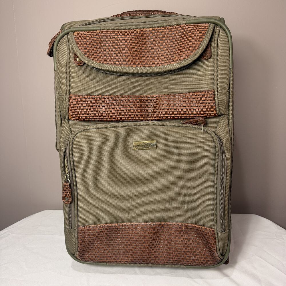 Tommy Bahama Badanco luggage rolling suitcase